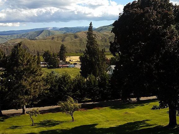 View from the deck to the So