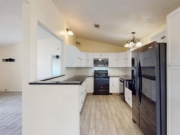438 SW Cherry Hill Road, Port St Lucie, FL 34953