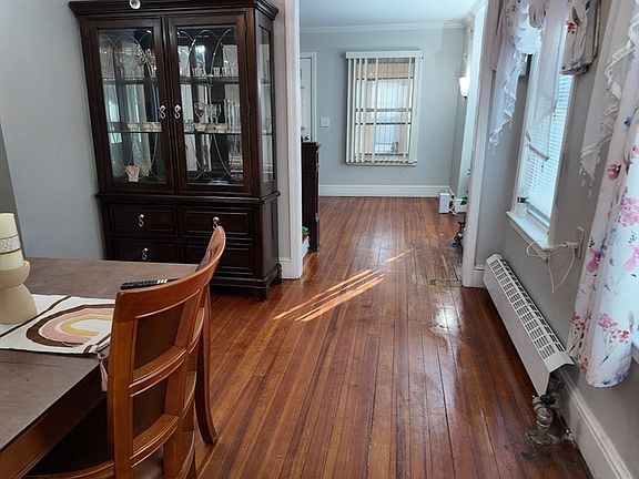 5th image of 56 3rd St