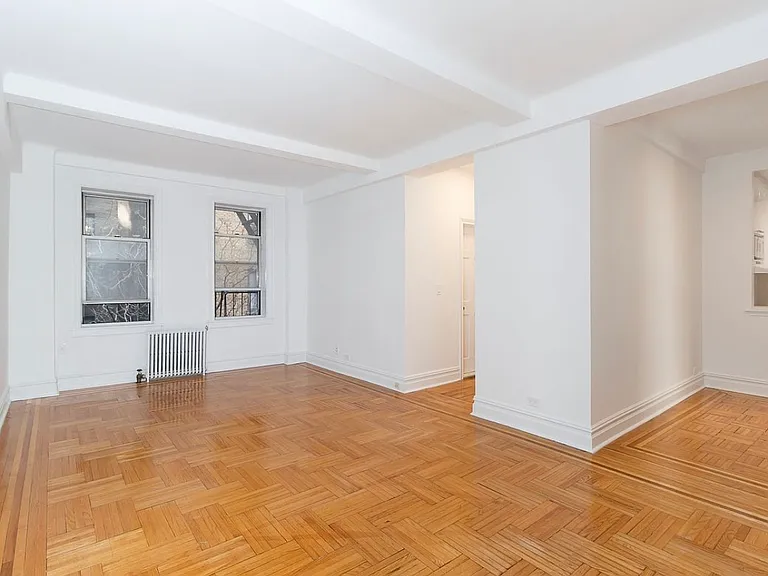 340 W 87th St #2C — Photo 1