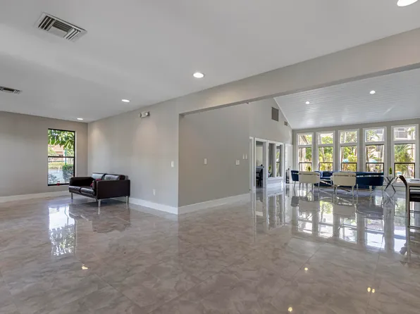 4441 W Mcnab Road #17, Pompano Beach, FL 33069