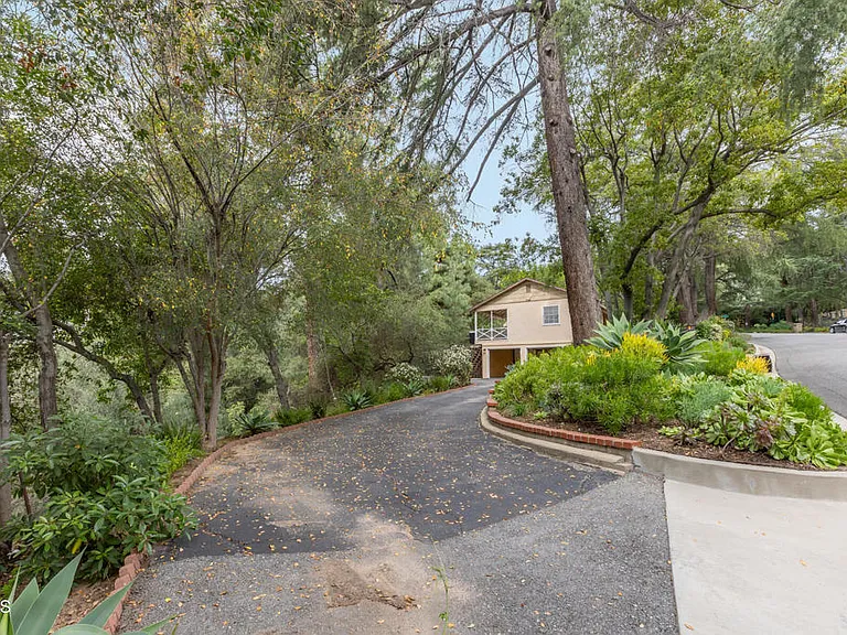 5209 Alta Canyada Rd — Photo 49
