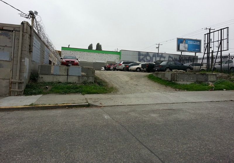 2nd image of 0 S King St