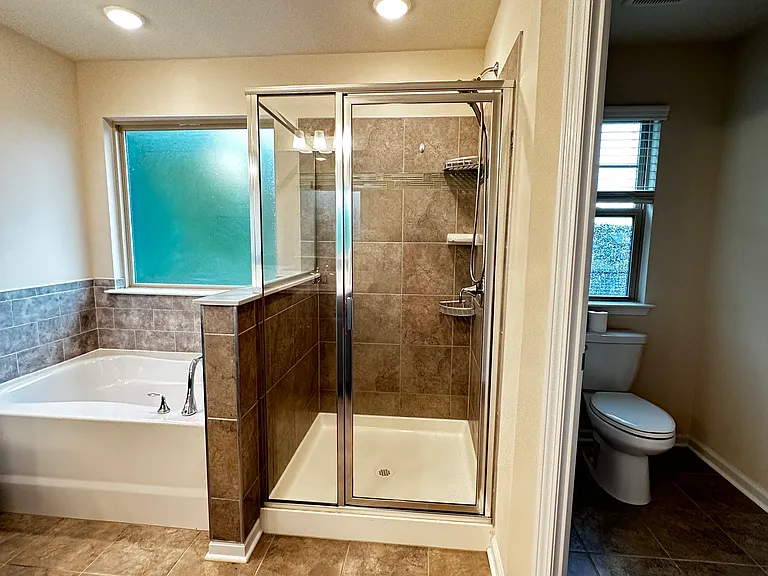 15505 Davidson East Dr #SINGLE FAMILY HOME — Photo 32
