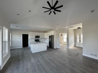 102 Stonegate Dr, Danville, KY
