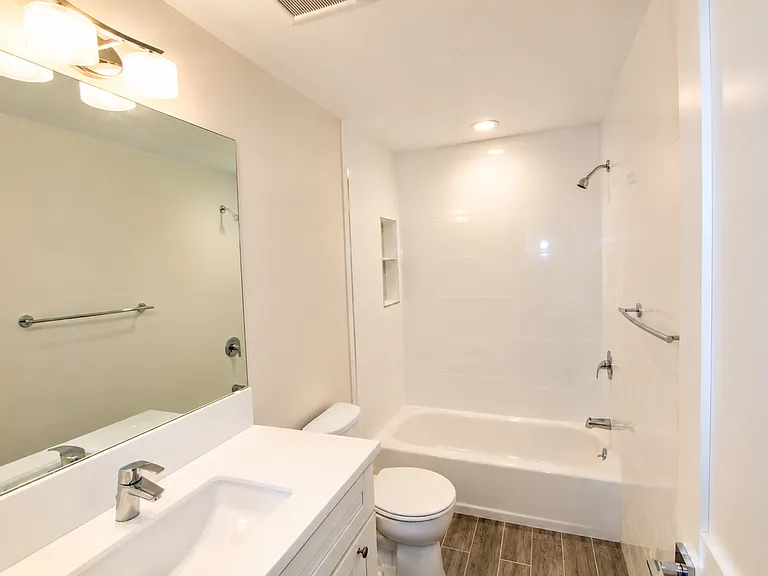 51st St. 366 (Under Warranty) — Photo 16