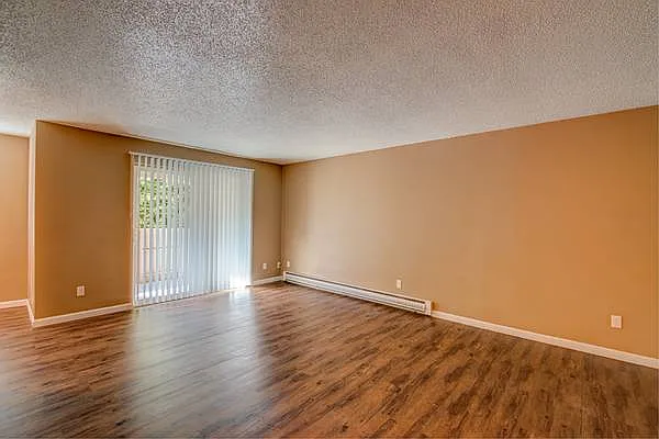 1 bed, 800 sqft, $1,460 — Photo 3