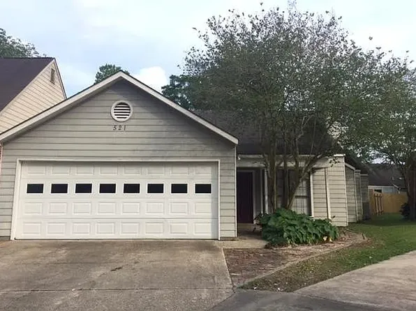 521 Bonarbridge Dr, Baton Rouge, LA 70808
