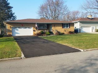 116 Caesar Blvd, Williamsville, NY 14221