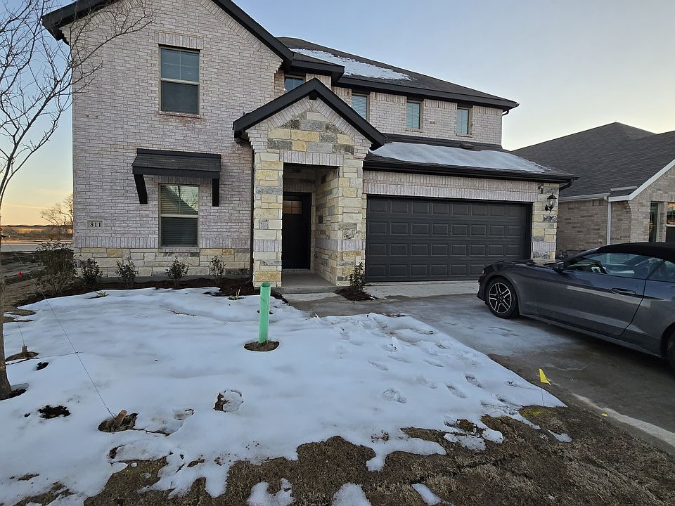 1st image of 811 Martell Rd