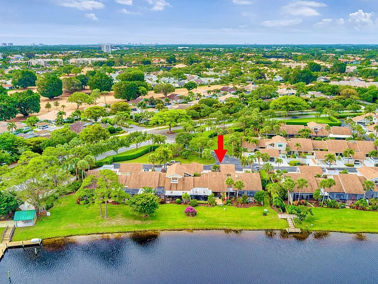 3667 Cape Pointe Cir — Photo 35