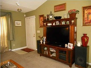 4th image of 431 Courtland Dr