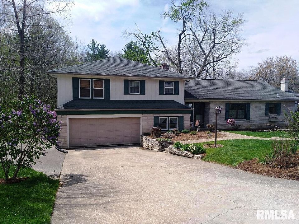 104 Sherwood Dr, Carlinville, IL 62626 Zillow