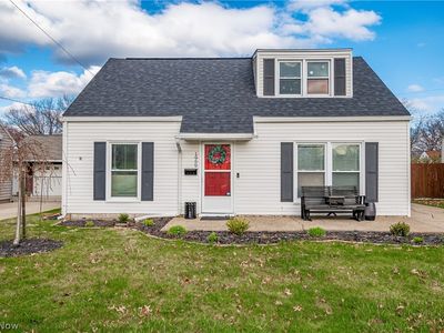 1959 Searl St, Cuyahoga Falls, OH, 44221