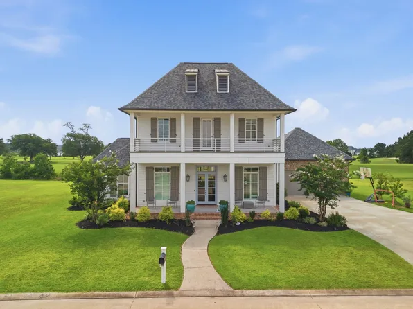 6415 White Oleander Cir E, Lake Charles, LA 70605