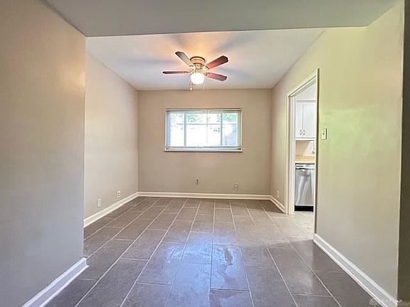 4th image of 2358 S Patterson Blvd