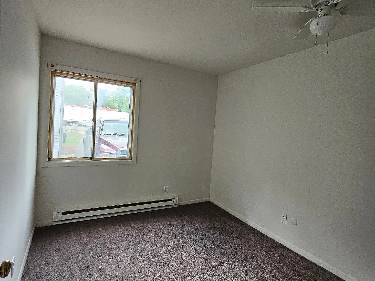 2 bed, 800 sqft, $900 — Photo 3