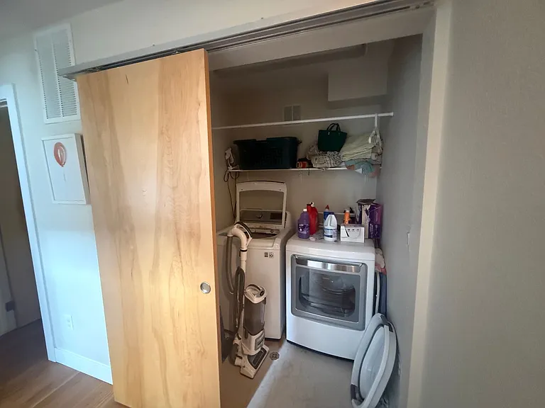 3926 N Yates St — Photo 12