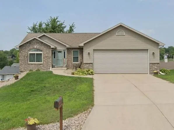 313 Corbin Dr, Barneveld, WI 53507