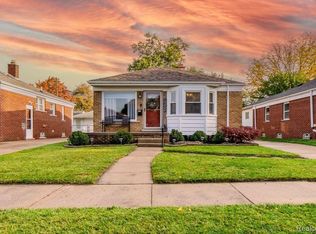 14852 Warwick Ave, Allen Park, MI 48101