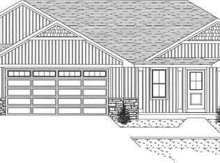 3236 Willow Rd, Green Bay, WI 54311