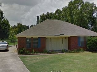 6924 Lakeview Dr, Montgomery, AL 36117