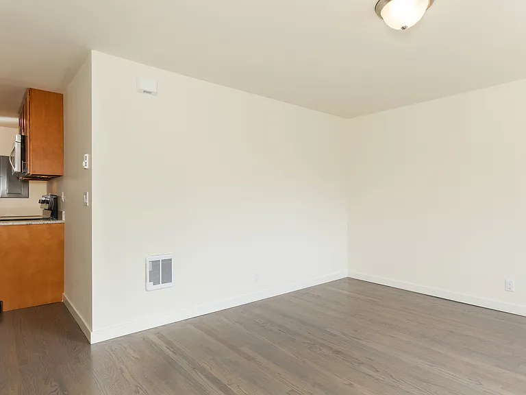 70th Street Apartments - Located in Central Ballard — Photo 16