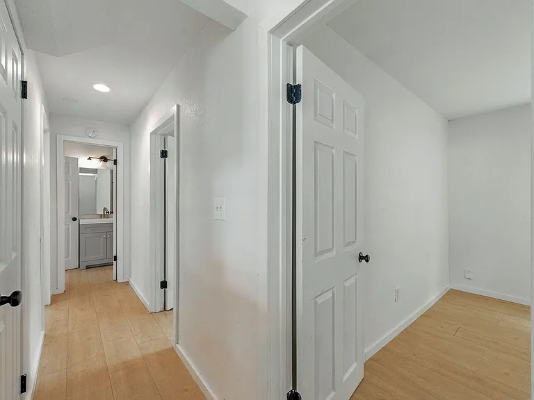 61 E Ensley St — Photo 21