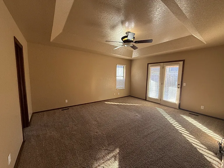 18509 Chestnut Oak Dr — Photo 15