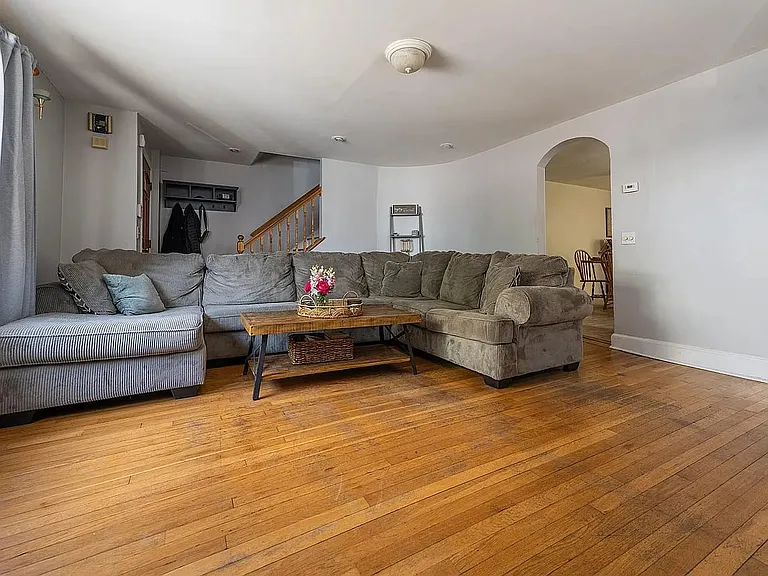 35 Jenkins St — Photo 11