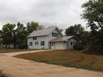 40483 213th St, Huron, SD, 57350