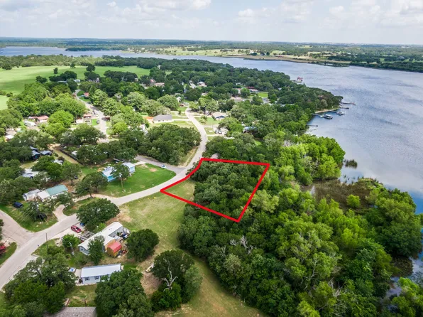 288 Chambers Dr, Alvarado, TX 76009