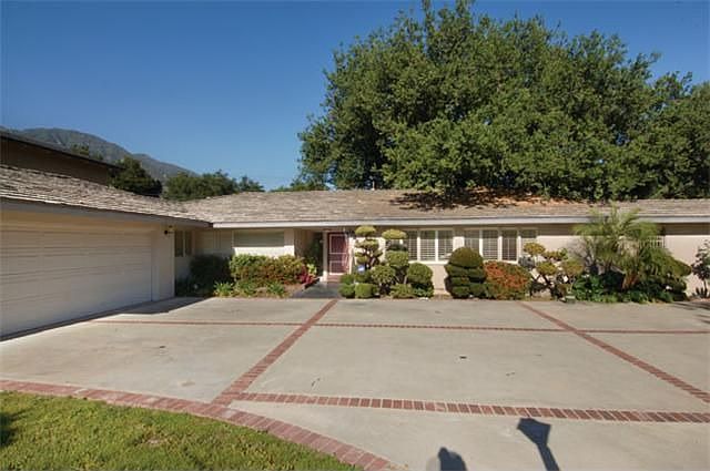 1st image of 1844 Alta Oaks Dr