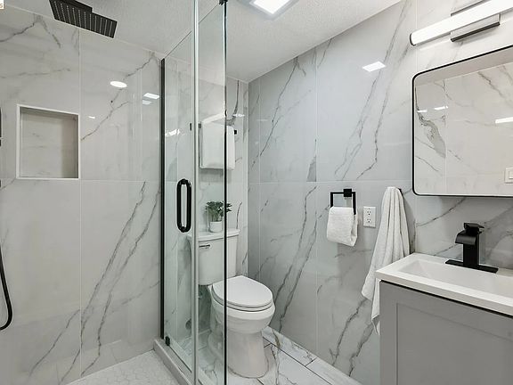 4th image of 501 E 20th St #2