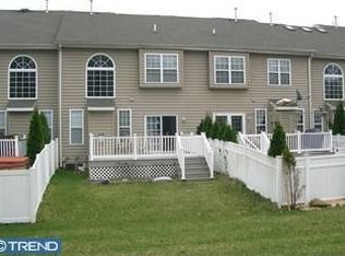 70 Brecknock Ct, Newtown, PA 18940
