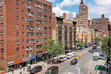 Rented by Cooper & Cooper Real Estate