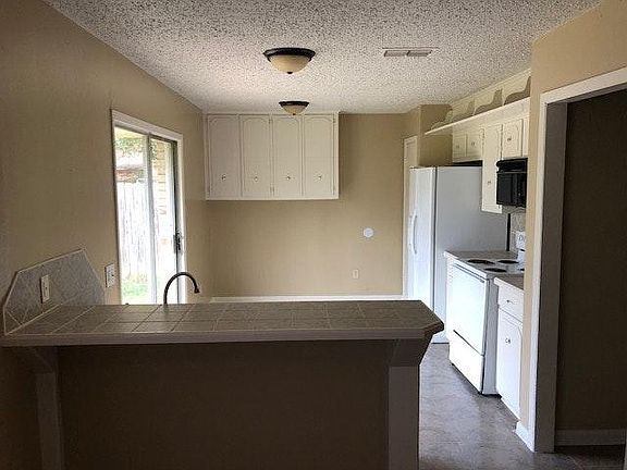 2nd image of 407 Deerwood Dr