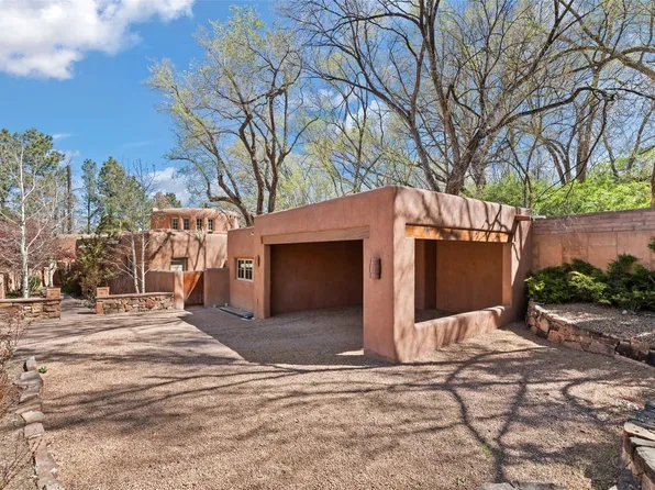 830 El Caminito St, Santa Fe, NM 87505