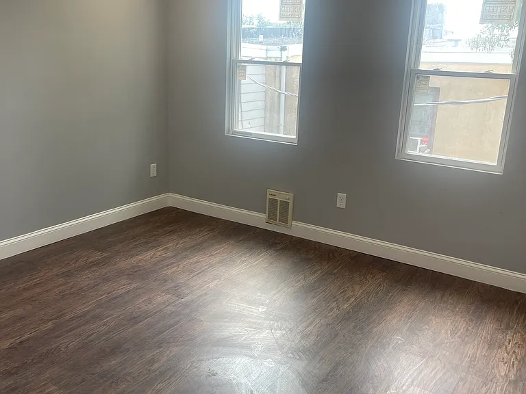 5618 Appletree St #2 — Photo 1