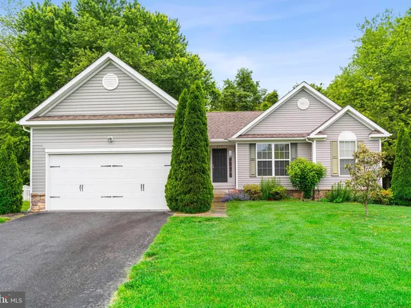 299 Fox Run Dr, Magnolia, DE 19962