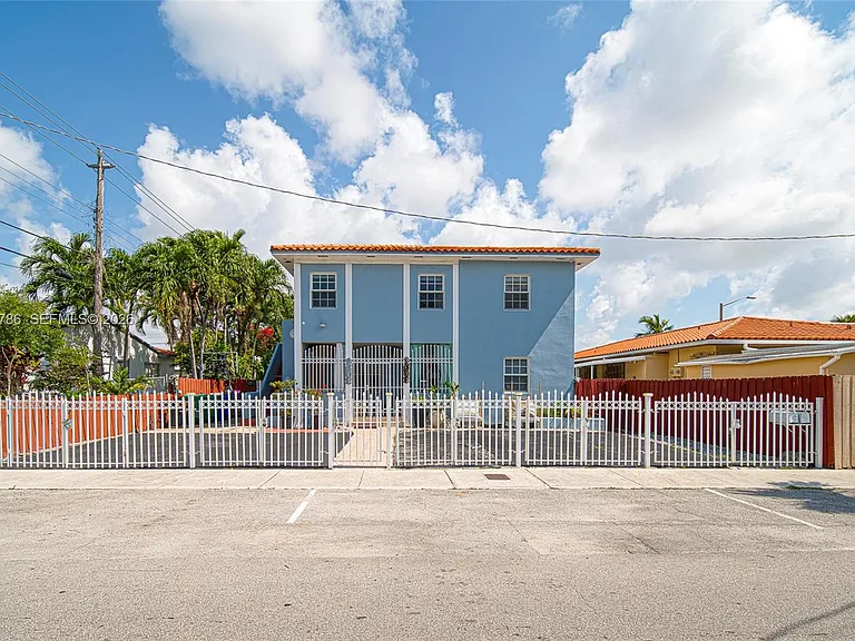 2205 SW 13th St #B — Photo 26