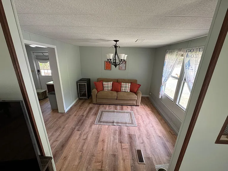126 Village Ln — Photo 12