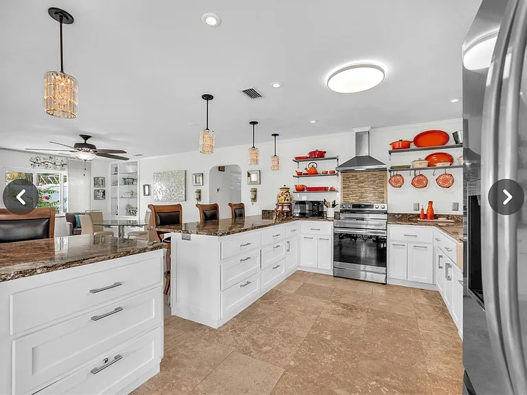 Maritana Dr — Photo 10