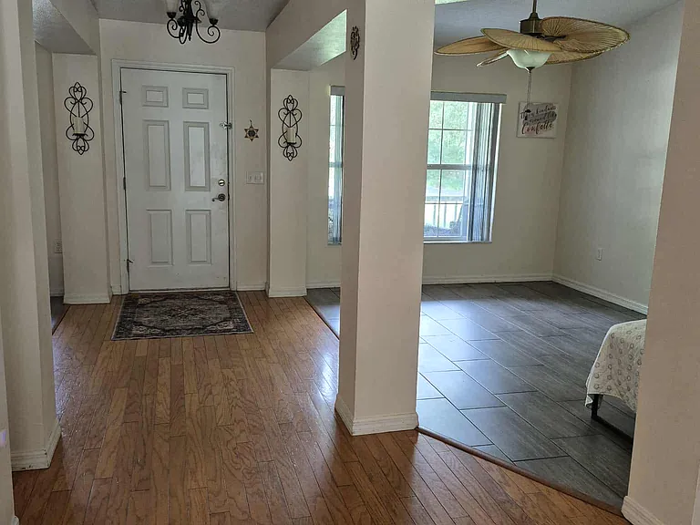 30733 Buttercup Ln — Photo 2