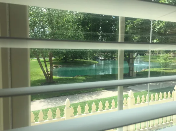7601 Newport Bay Dr Unit 110, Indianapolis, IN 46240