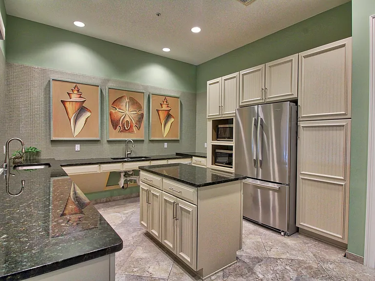 2758 Avalon Way — Photo 46