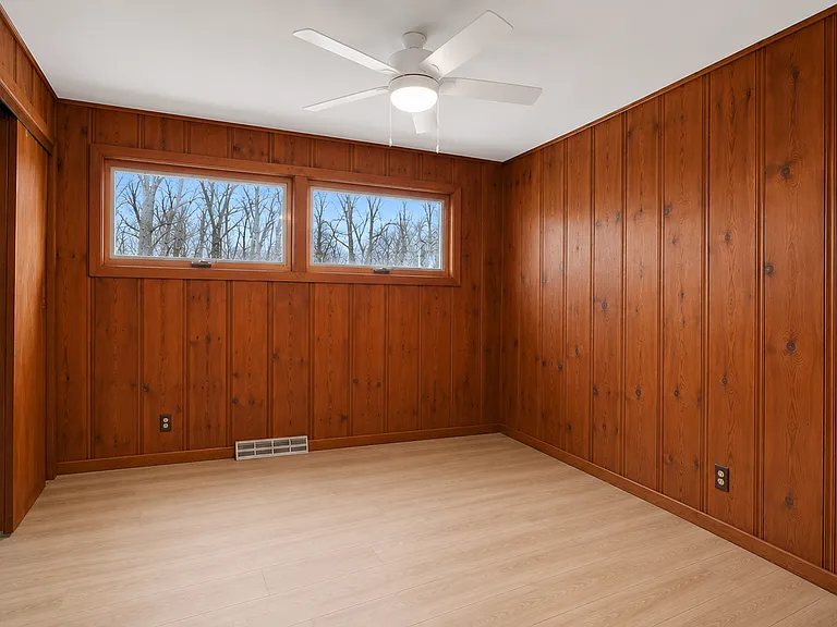 2512 Timber Dr — Photo 9