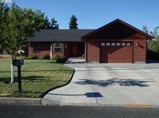 905 H Ave, La Grande, OR 97850