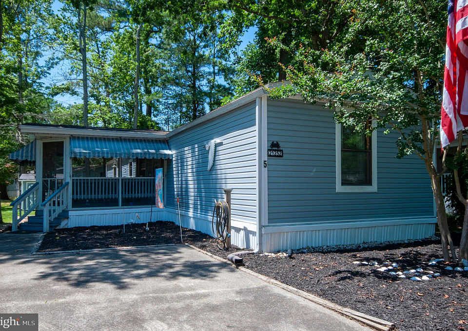 1st image of 21252 M St #36658