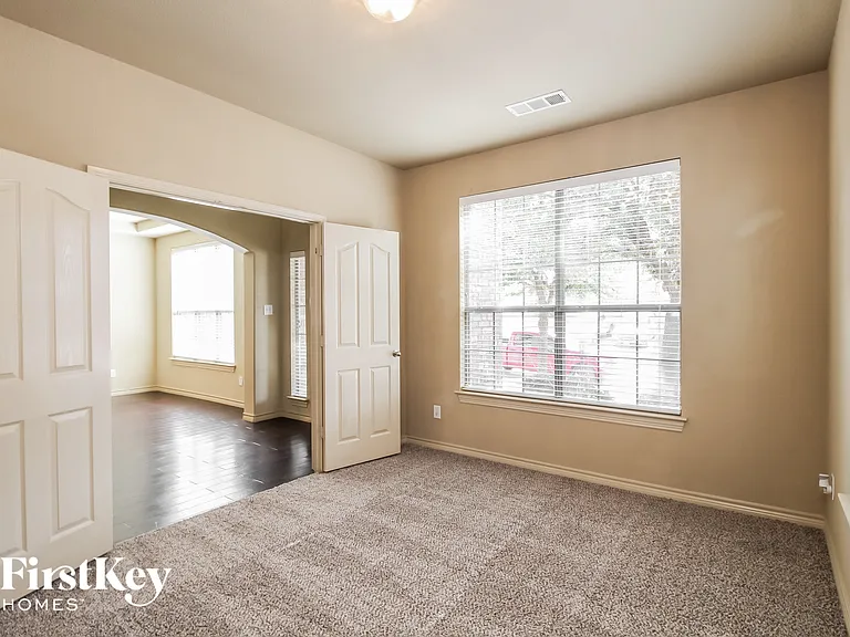 12832 Travers Trl — Photo 13